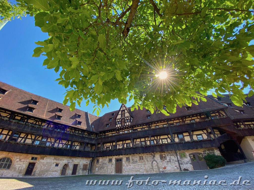 Die Alte Hofhaltung in Bamberg im Sonnenlicht