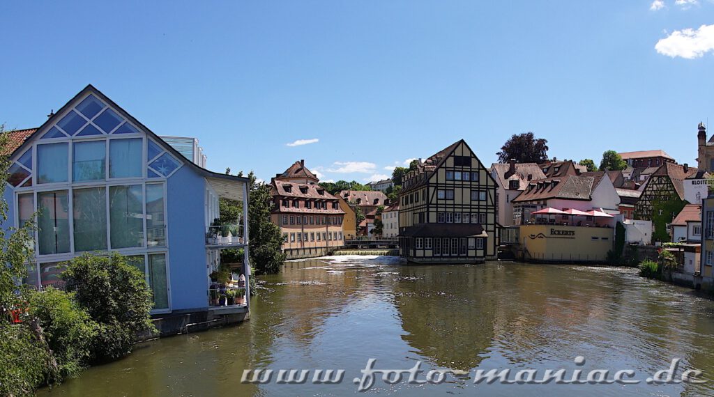 Diese Häuser in Bamberg scheinen auf der Regnitz zu schwimmen