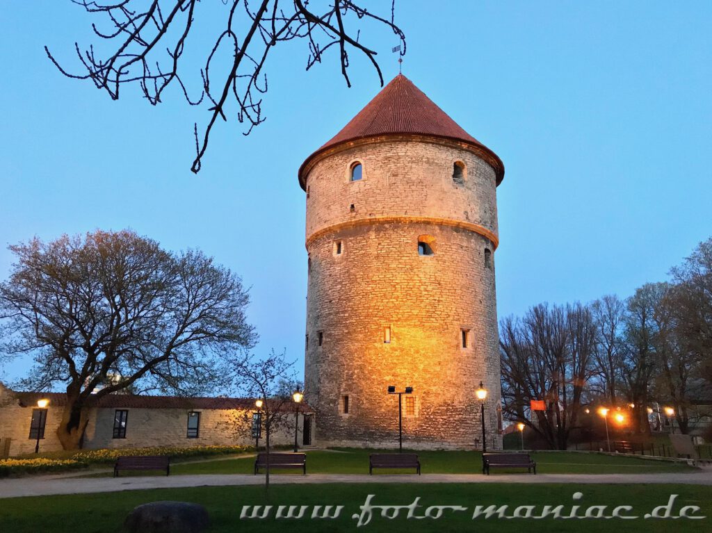Ein Turm der Burg Tallinn