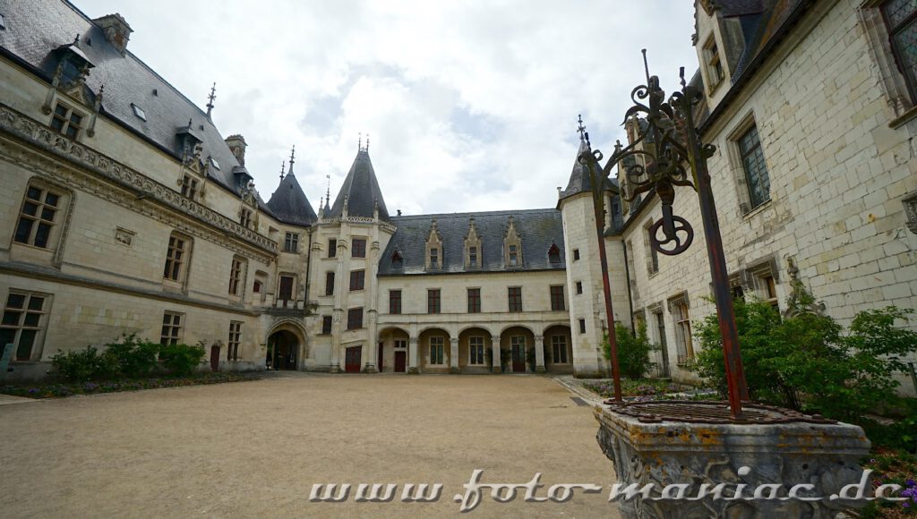 Der Innenhof vom Chateau