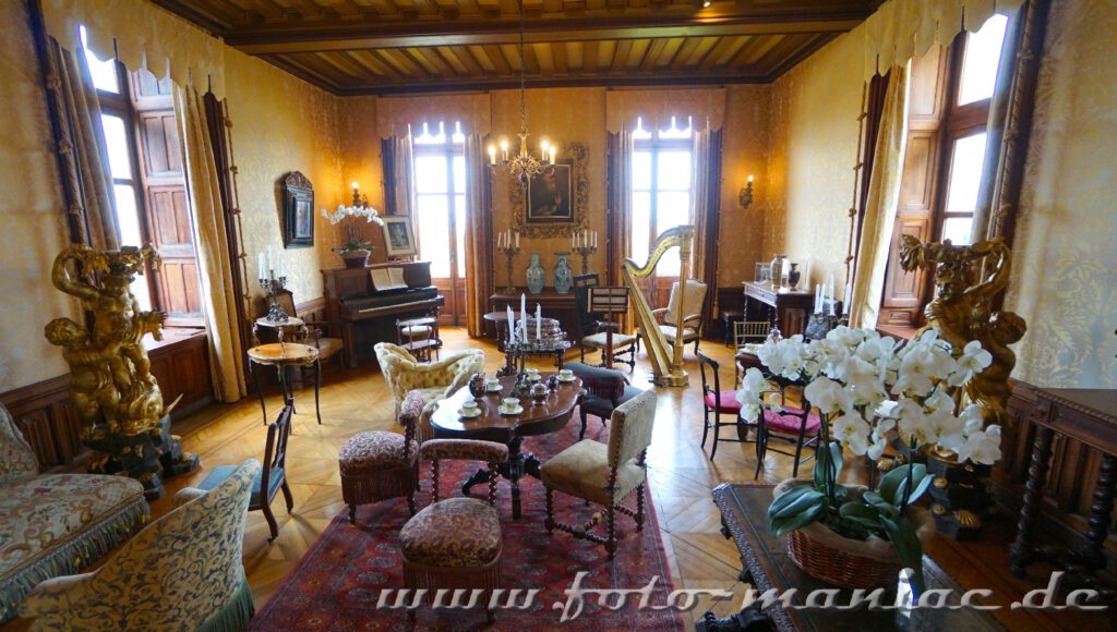 Musikzimmer im burgähnlichen Chateau Chaumont