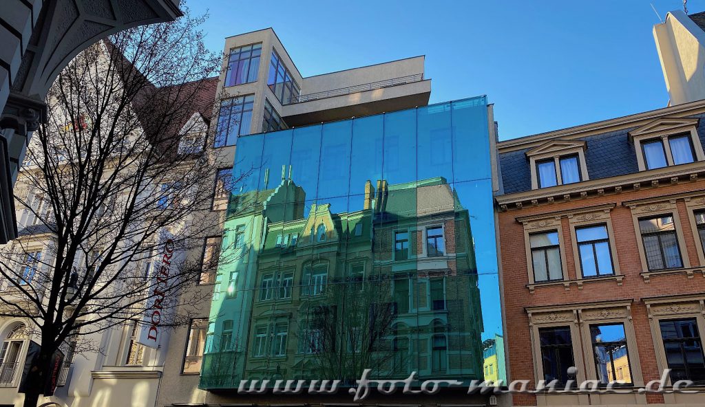Sehenswerte Fassaden aus Glas in Halle