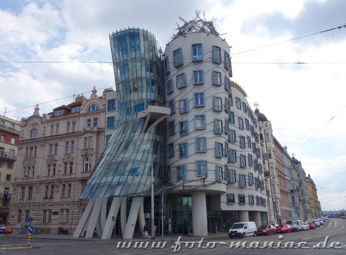 Sehenswerte Fassaden - Das tanzende Haus in Prag