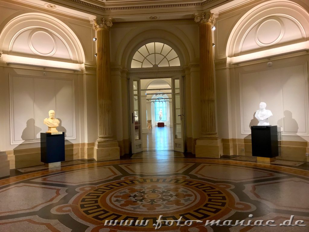 Blick in eine Museumssaal vom Schlossmuseum in Gotha