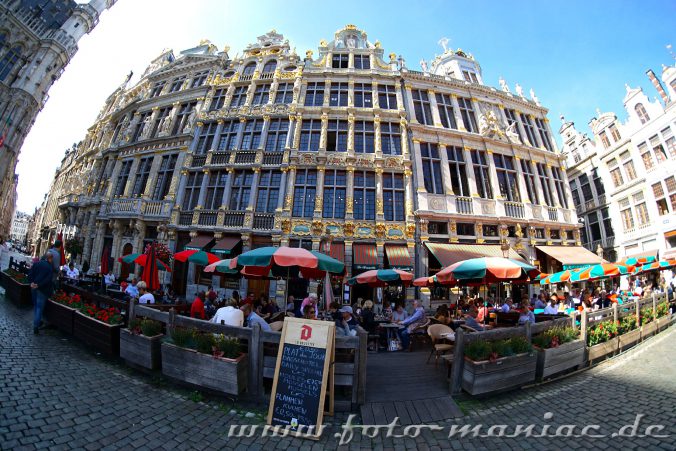 2020.04.28._Gut besuchte Restaurants auf dem Grand Place, der zu Brüssels Schokoladenseiten gehört