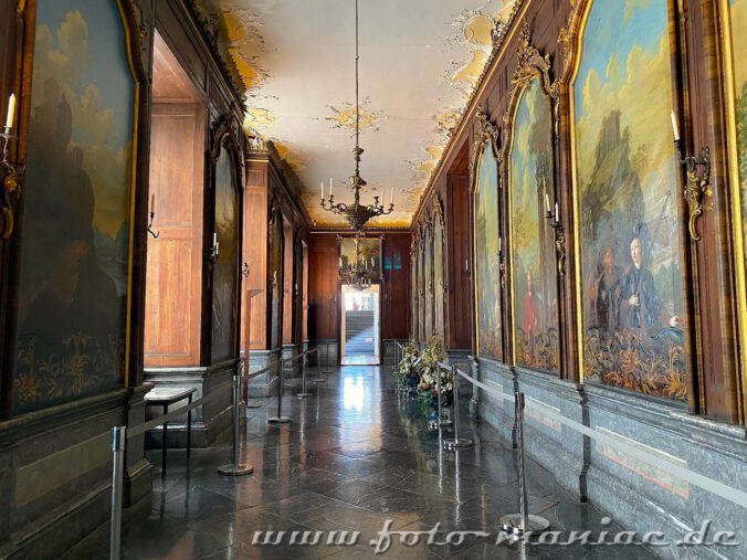 In der Marmorgalerie befand sich der Haupteingang zum Festsaal