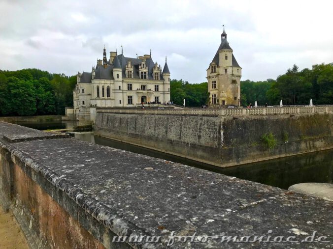 Chateau Chenonceau hinter dicken Mauern