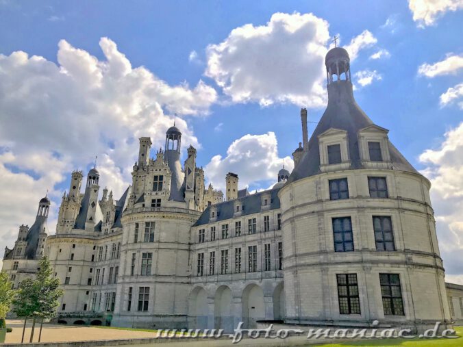 Blick auf das majestätische Chateau Chambord