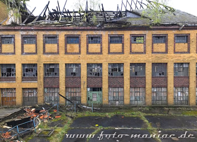 Blick auf eine Halle der verlassenen Brauerei Sternburg