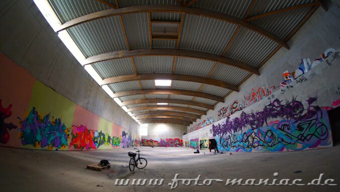 Graffiti im Sportkomplex in Halle nur für eine kurze Zeit