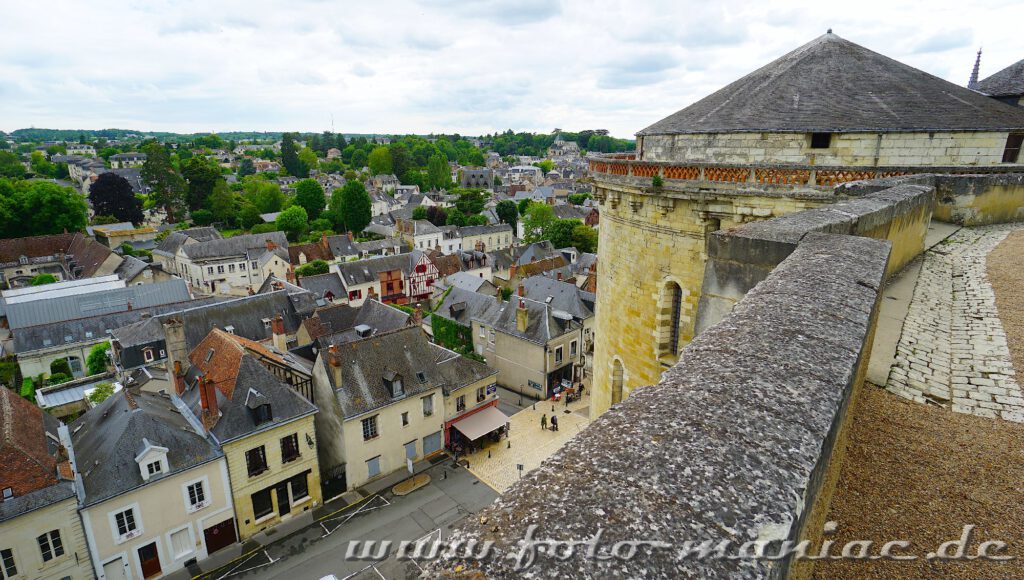 Beim Besuch im Schloss Amboise kann man auch von oben auf die gleichnamige Stadt schauen
