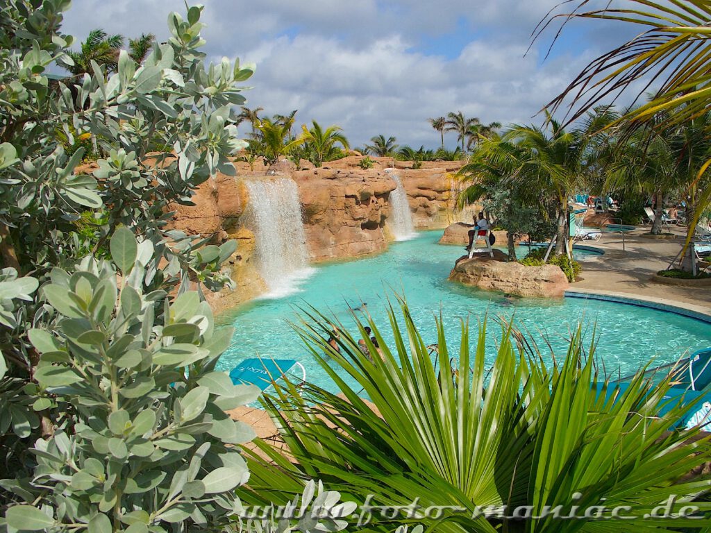Wasserfälle gibt es überall im Urlaubshotel Atlantis auf den Bahamas