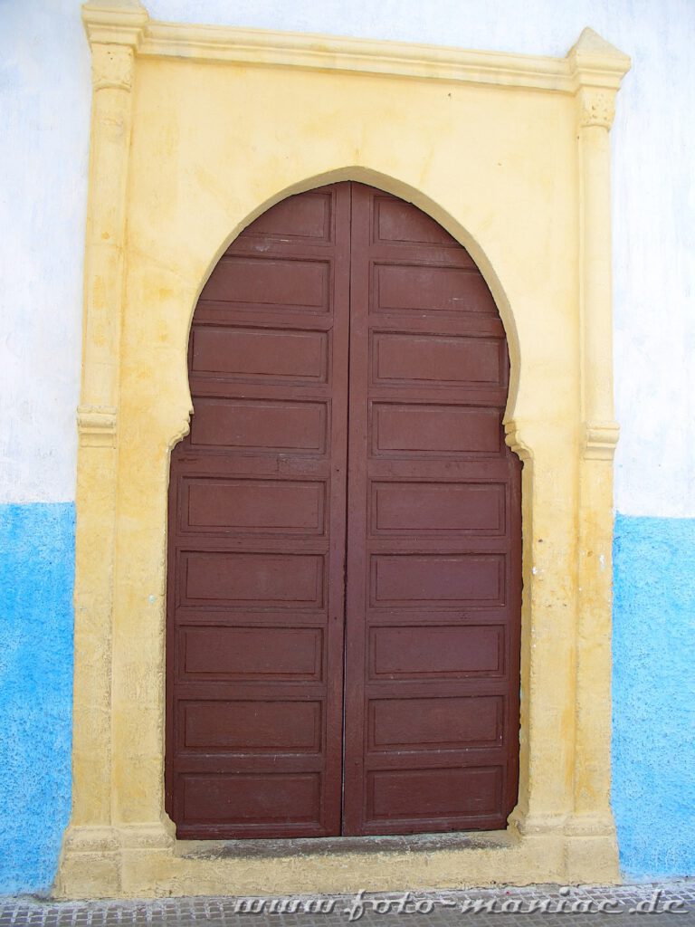 Eine Tür in der Kasbah von Rabat