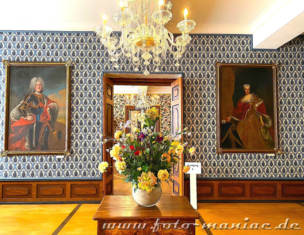 Barock-Juwel in Delitzsch - Gemälde und Blumenbukett