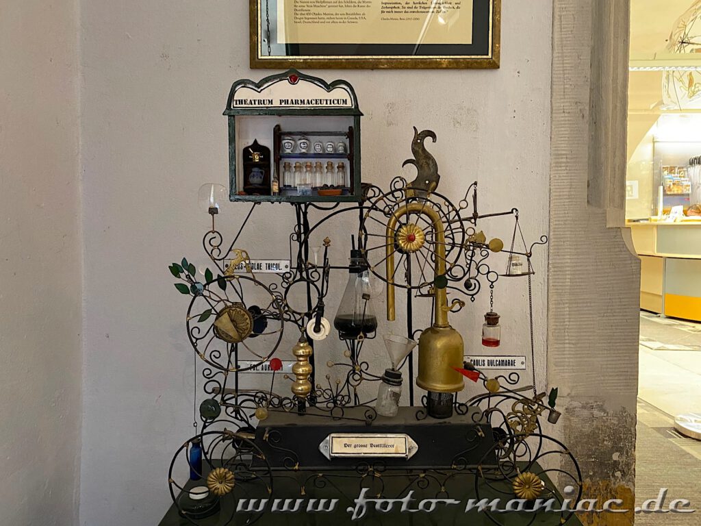 Ein Parfümautomat in der Ausstellung im Schloss Köthen