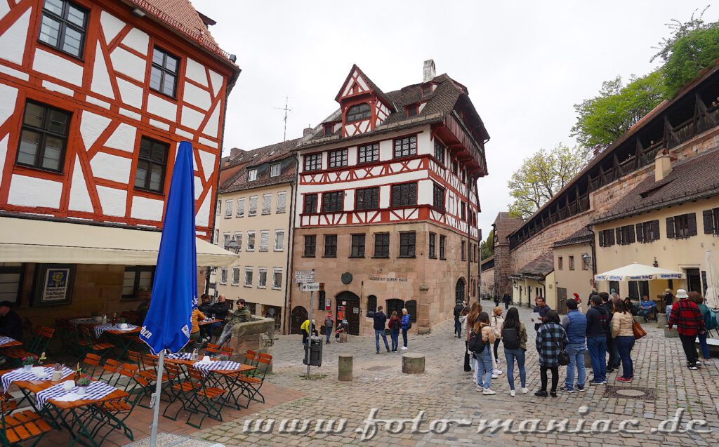 Beim Spaziergang durch Nürnberg führt zum Albrecht-Dürer-Haus