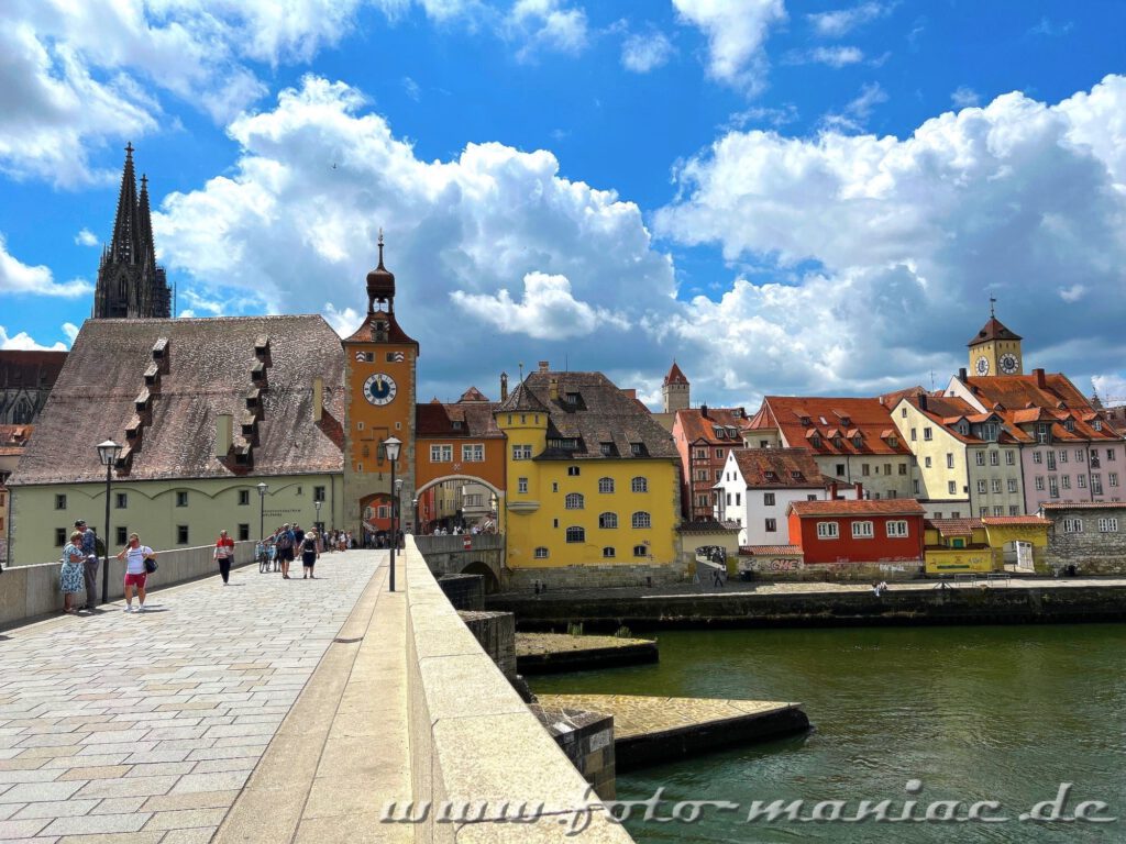 Bummel durch Regensburg über die Steinerne Brücke