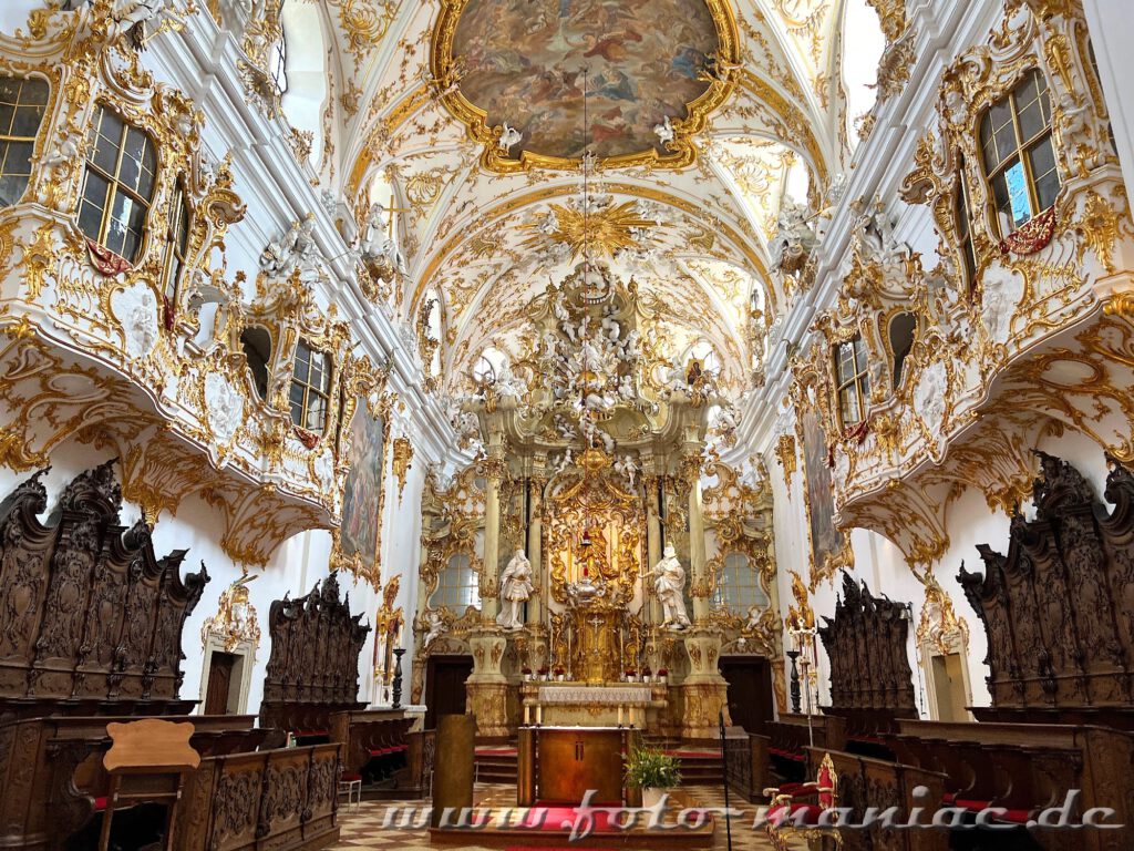 Prächtige ausgestattete Alte Kapelle in Regensburg