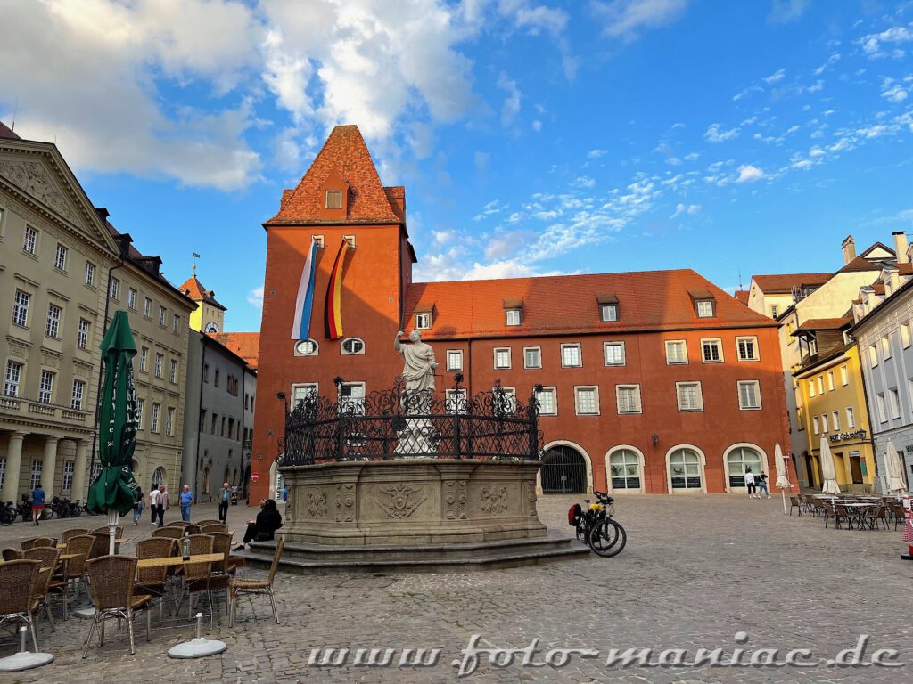 Der Haidplatz ist einer der ältesten Plätze in Regensburg