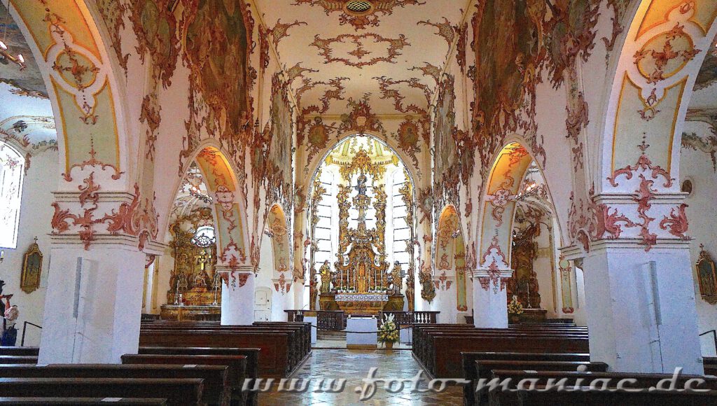 Der Bummel durch Regensburg führt auch zur Kirche Kassians