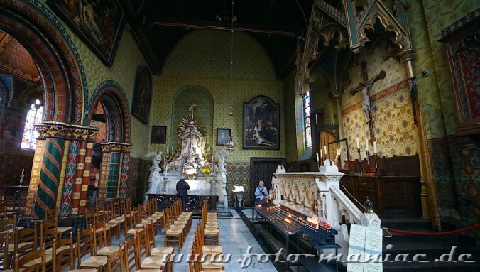 Einer der beiden Innenräume der Heilig-Blut-Basilika in Brügge