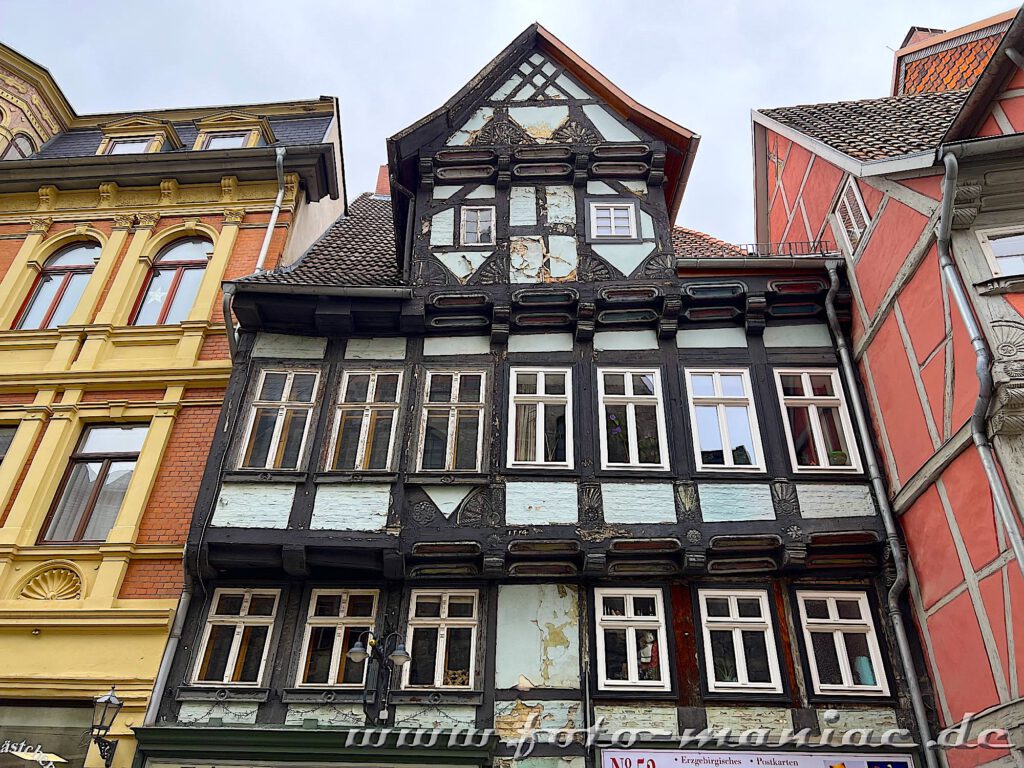 Schöne Fassade eines Fachwerkhauses in Quedlinburg