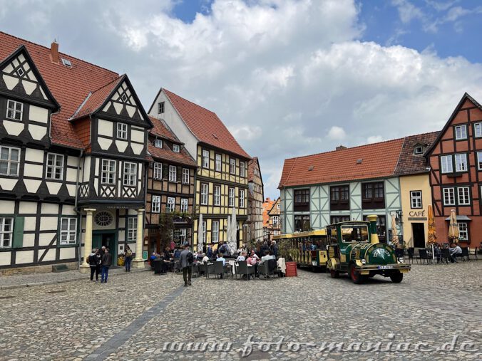 Der Ausflug nach Quedlinburg führt auch zum Finkenherd mit den alten Fachwerkhäusern