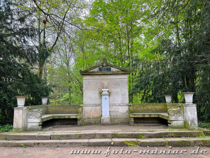 Klopstockdenkmal im Brühlgarten in Quedlinburg