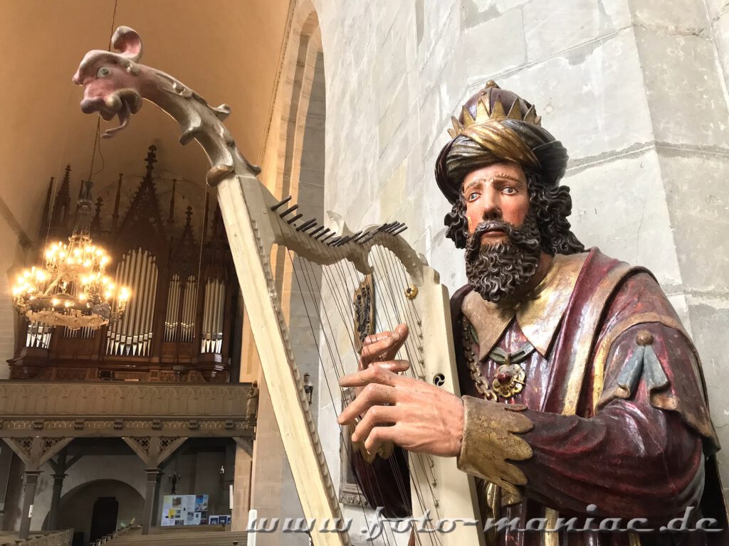 Ausflug nach Quedlinburg: David mit der Harfe in der Benediktkirche