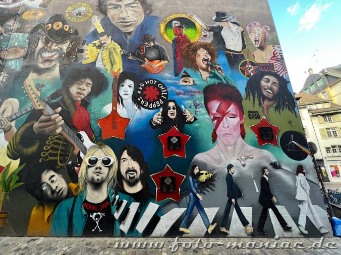 Bummel durch Basel: Graffitiwand im Gerbergässlein zeigt Rockstars