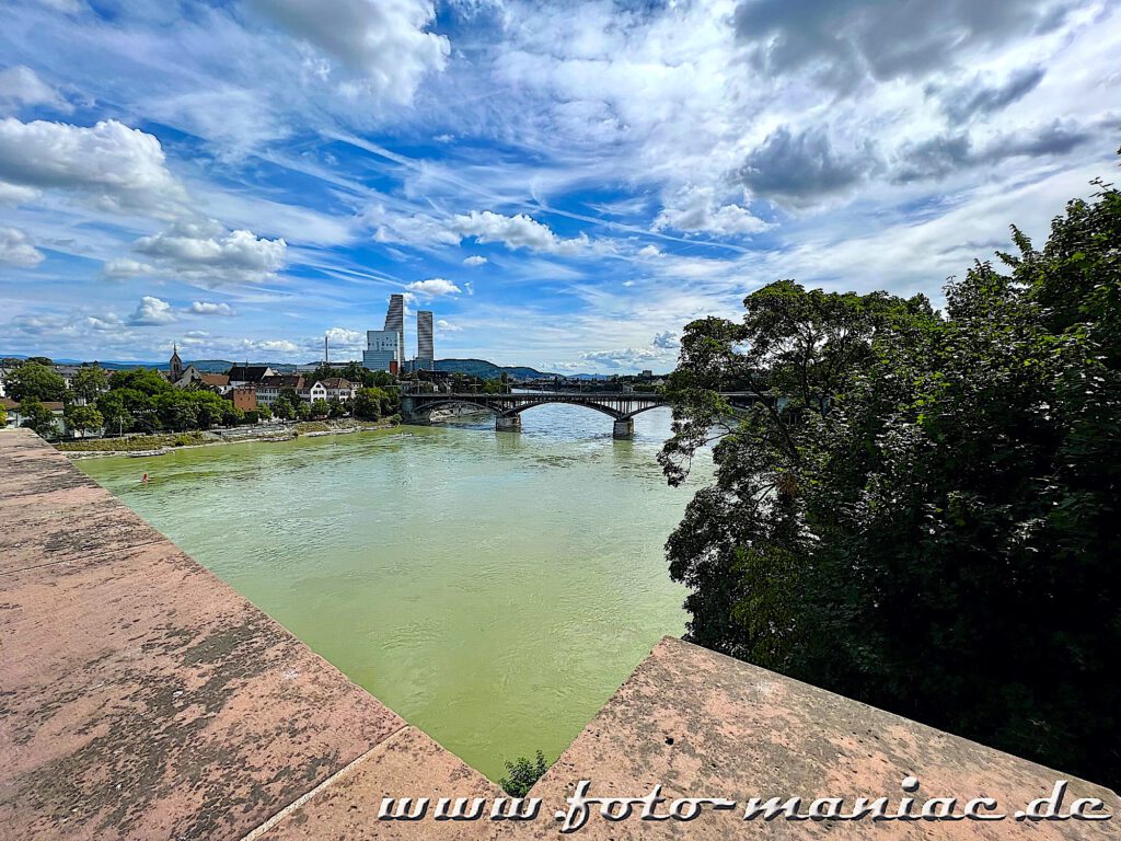 Bummeln durch Basel: Blick von der Pfalz über den Rhein