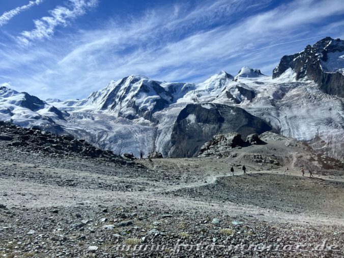 Kaiser von Zermatt: Blick auf die imposante Bergwelt vom Gornergrat aus