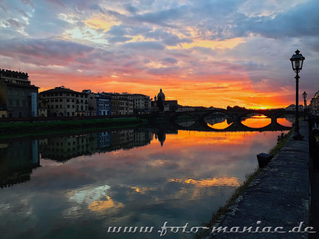 Kurzreise nach Florenz: Abendrot sorgt am Arno für Romantik