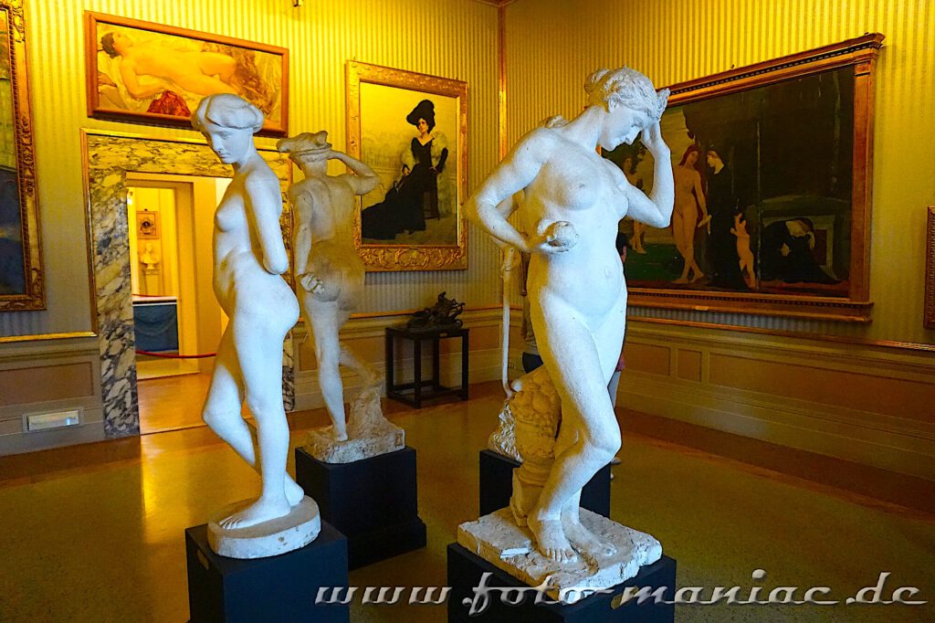 Kurzreise nach Florenz: drei Frauenskulptur im Palazzo Pitti