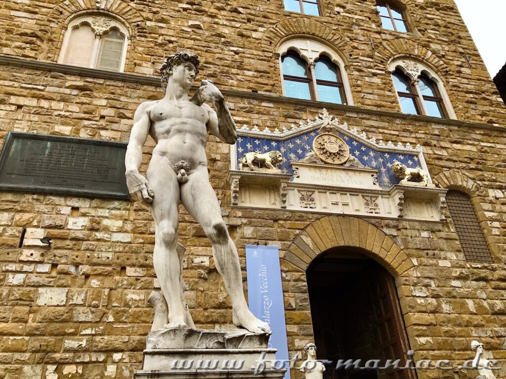 Kurzreise nach Florenz: Die Kopie des weltberühmten David von Michelangelo vor dem Palazzo Vechhio