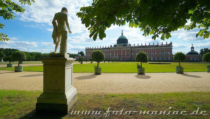 Potsdams prächtige Paläste: Blick auf das Neue Palais