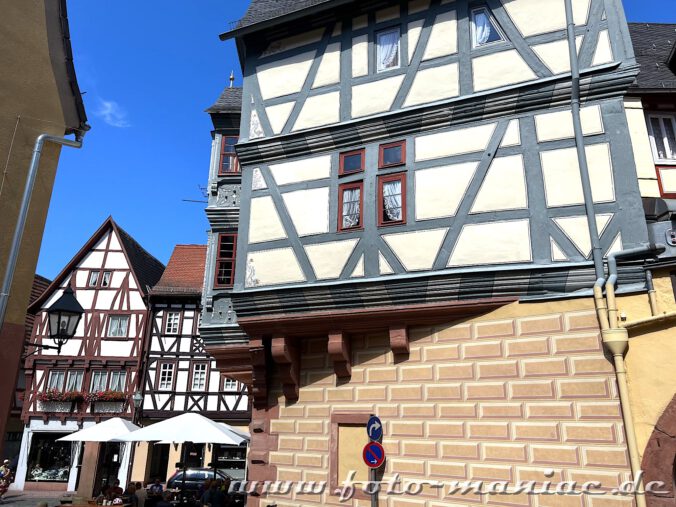 Seitenansicht des Hotels zum Riesen in Miltenberg