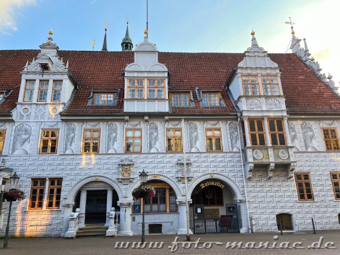 Spaziergang durch Celle führt auch zum alten Rathaus der Stadt