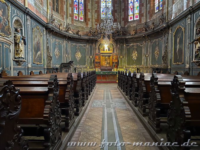 Barock ausgestalteter Chor in der Peterskirche in Straßburg